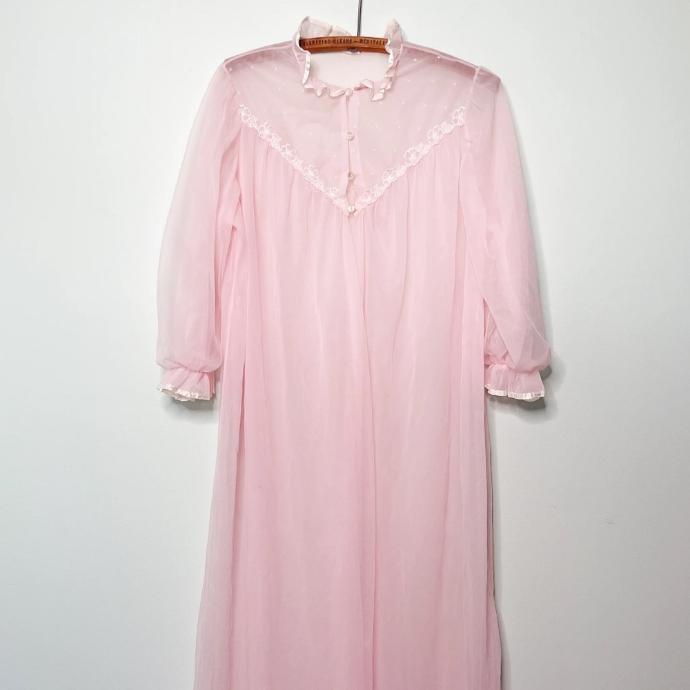 Vintage Patricia sheer pink duster/robe